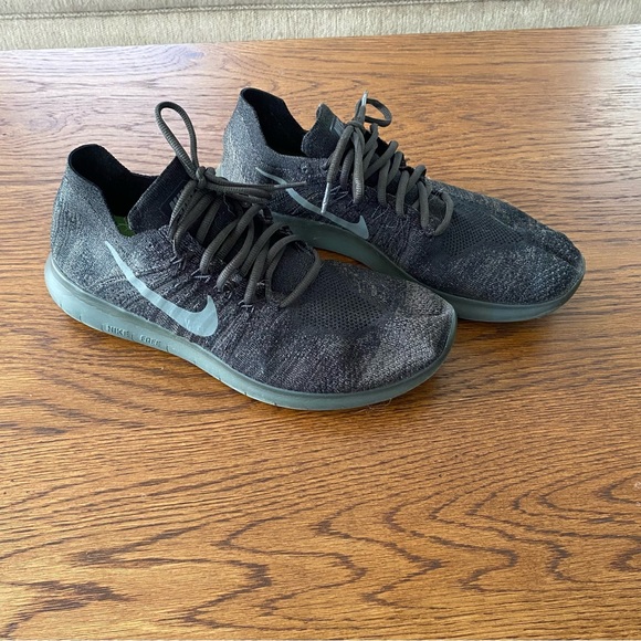 Nike Other - LAST CHANCE Nike Running Shoes